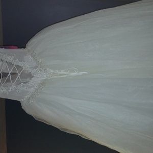 Ball Gown Wedding Dress Chapel Train Spaghetti Str